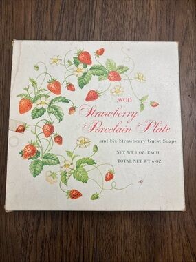 Avon Strawberry Porcelain Plate Box with 6 strawberry candles